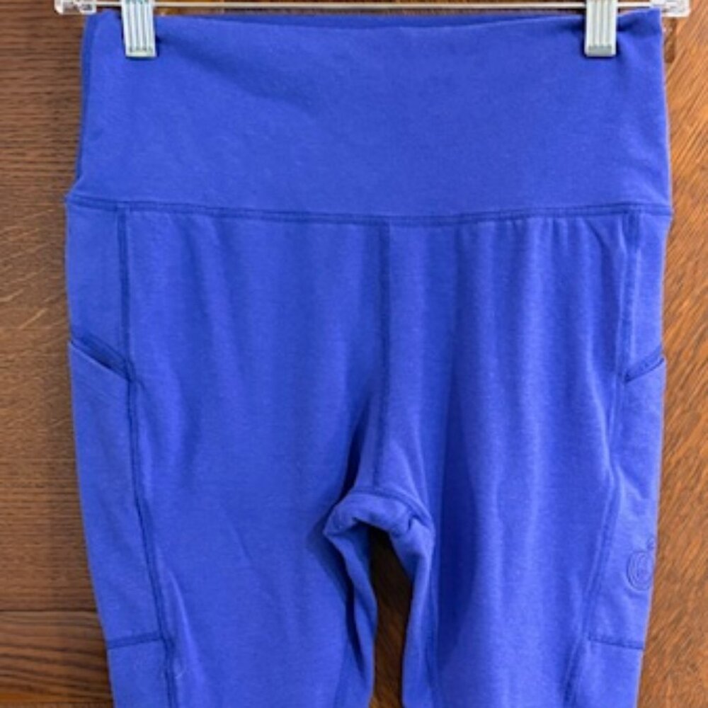 Green Apple capris medium